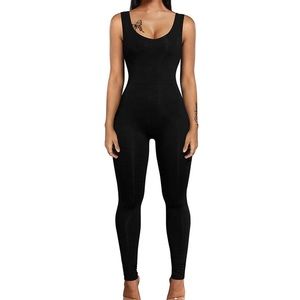 NWOT - V Neck Tank Sleeveless Elasitic Waist Jumpsuit Romper